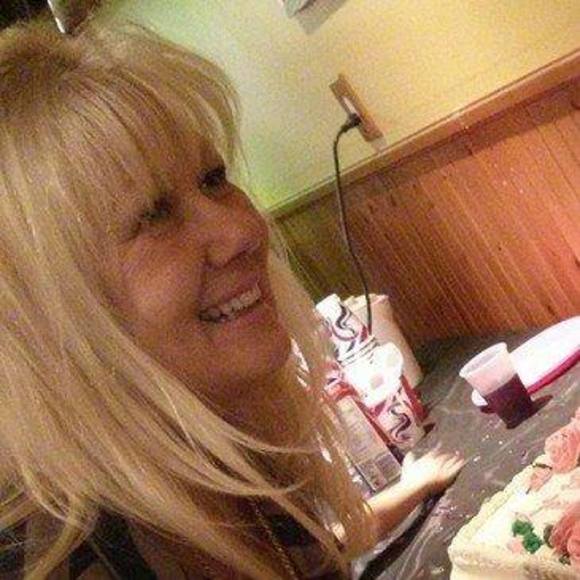 Meet your Posher, Joanne - Picture 1 of 1